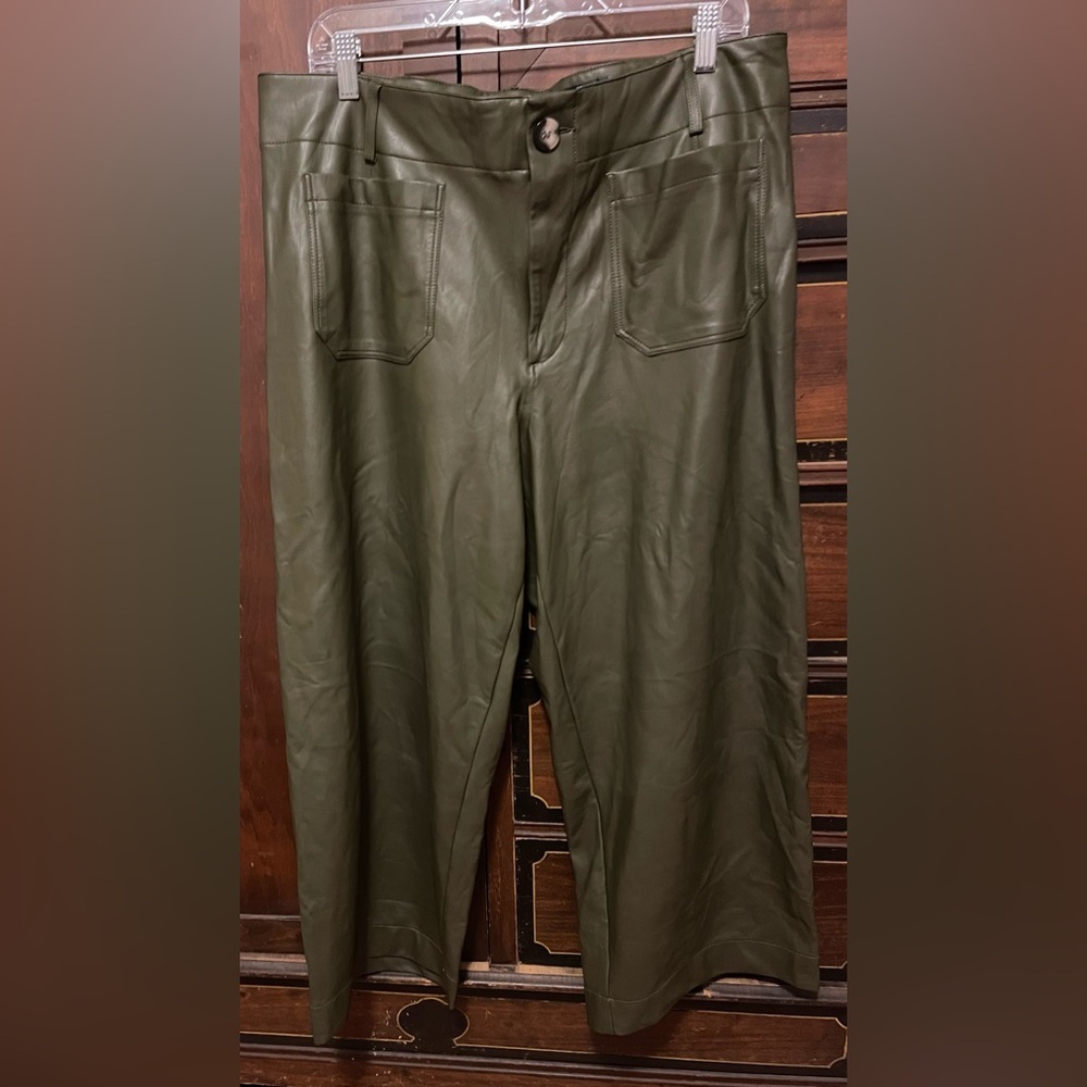 Maeve by Anthropologie Dark Green Faux Leather Cropped Pants - Picture 2 of 6